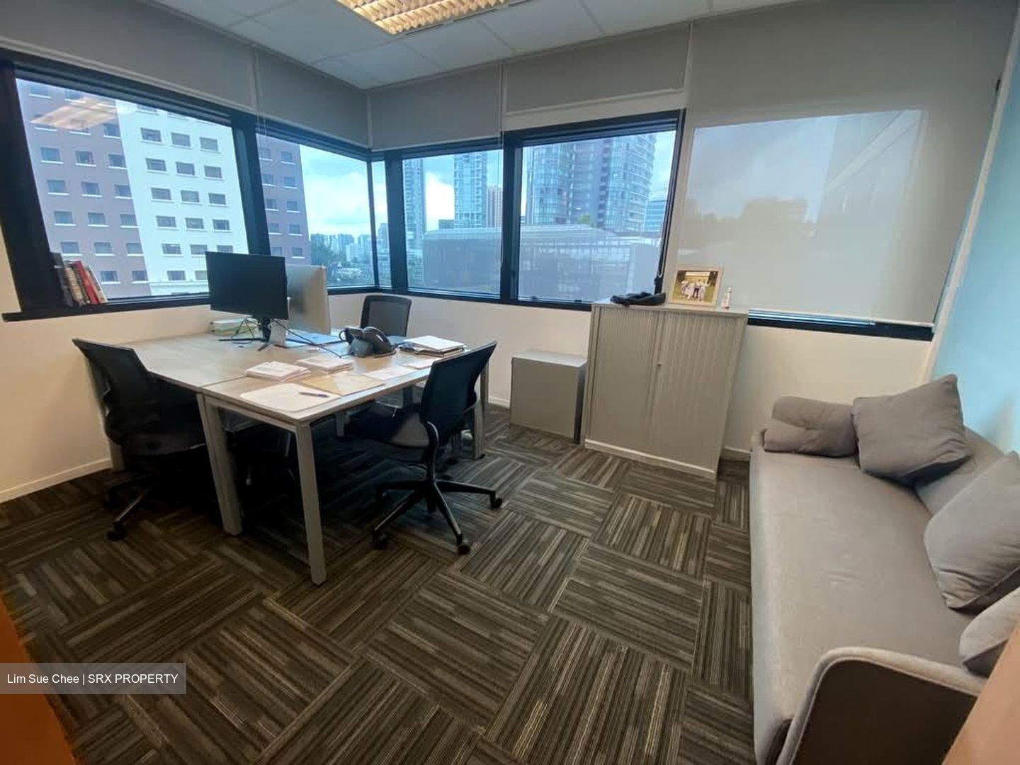 Wisma Atria (D9), Office #553306021